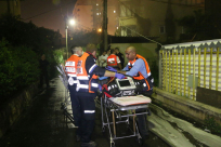 بالصور: إصابة طفيفة لشخصين بحريق كبير جنوب مدينة يافا 